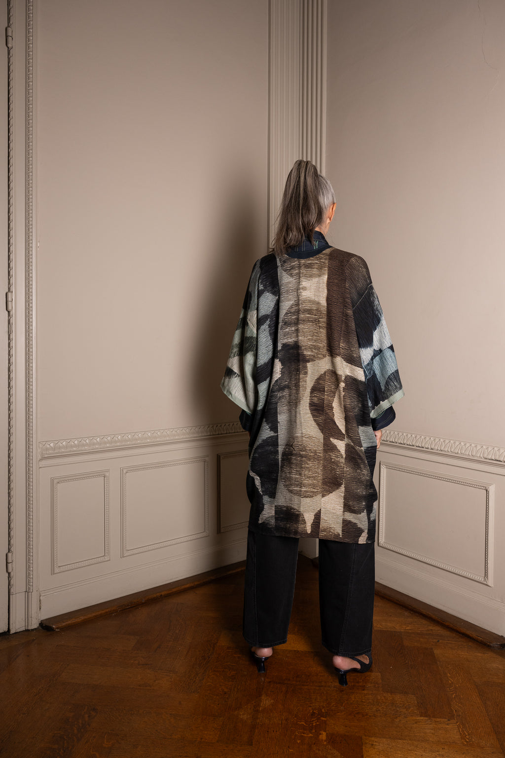 LEWIS wool kimono