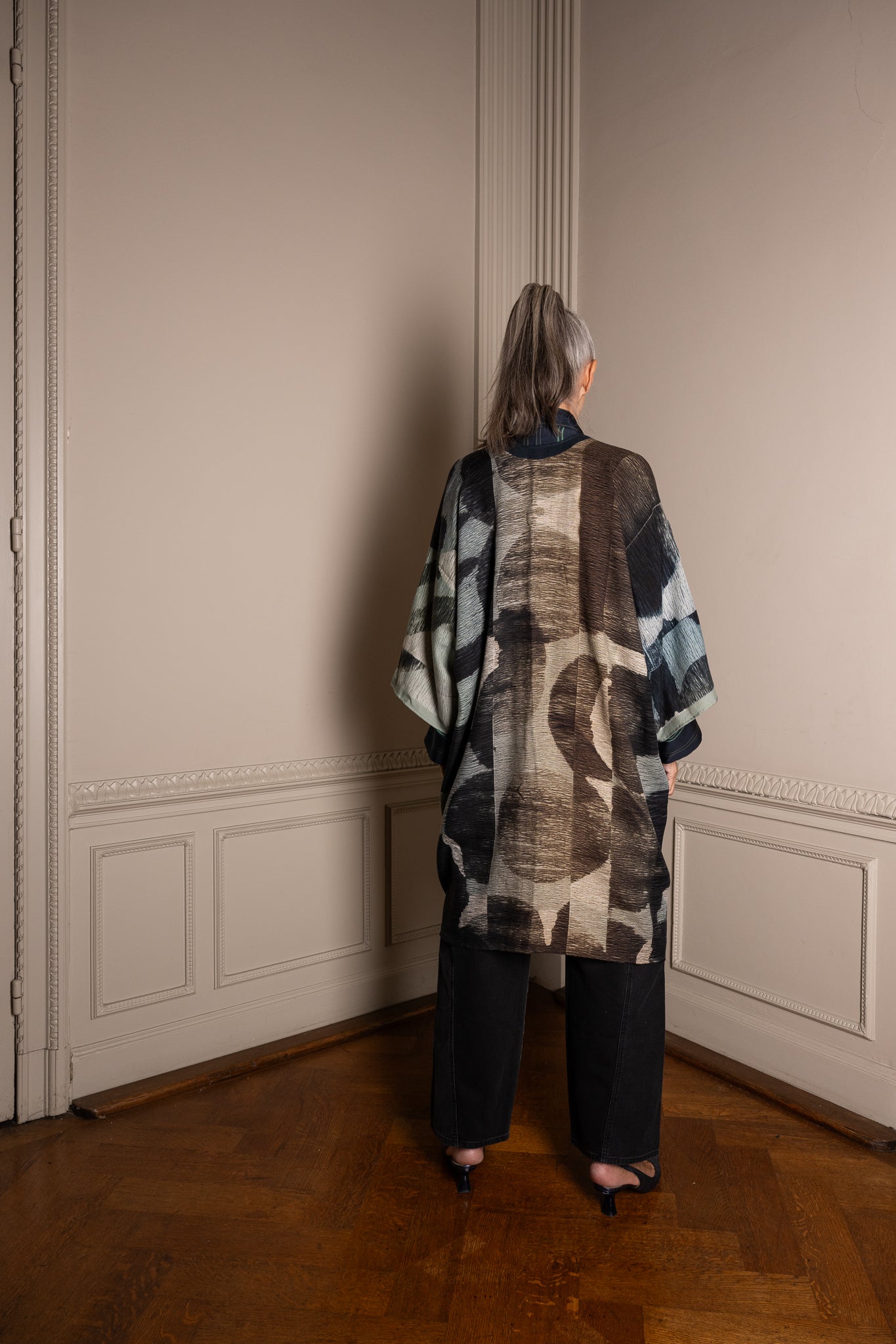 LEWIS wool kimono