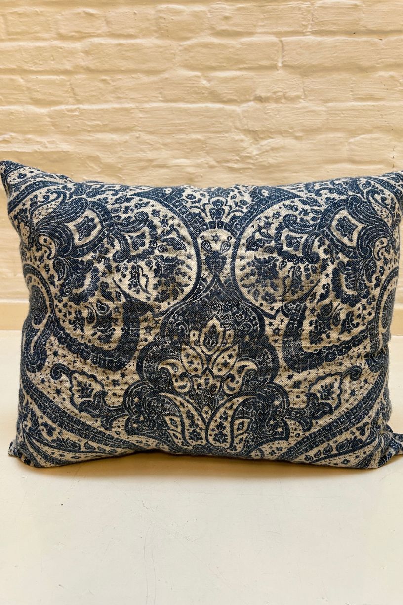 CUSHION (without filling) - Paisley