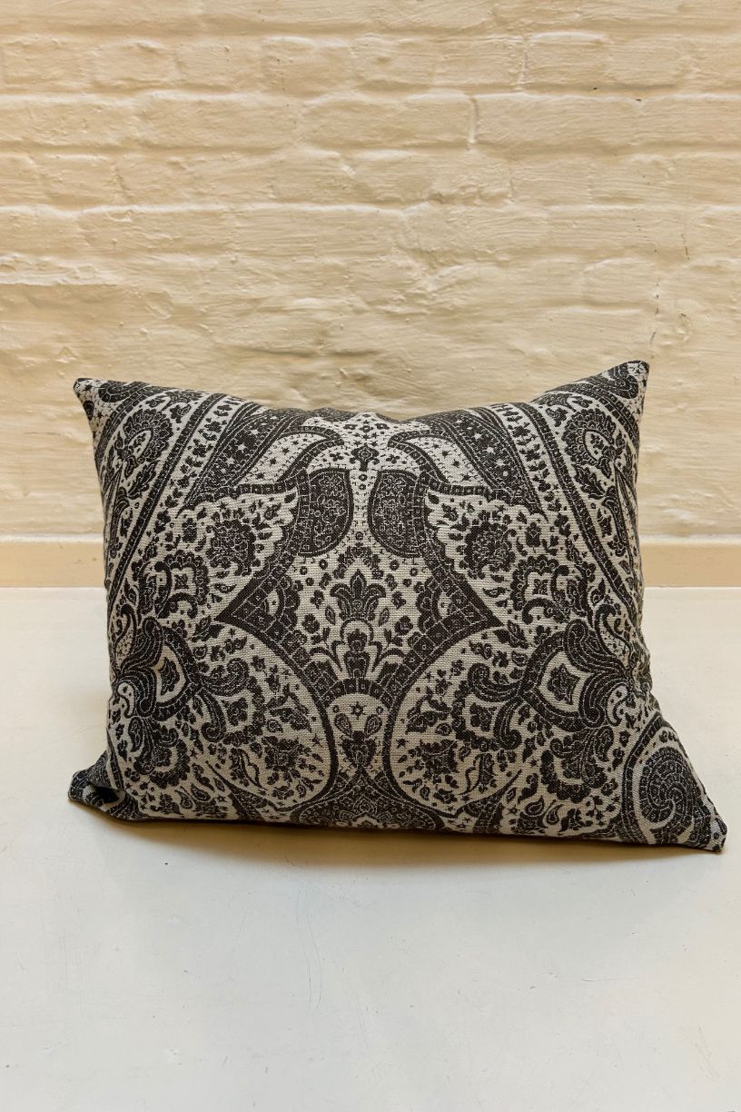 CUSHION (without filling) - Paisley