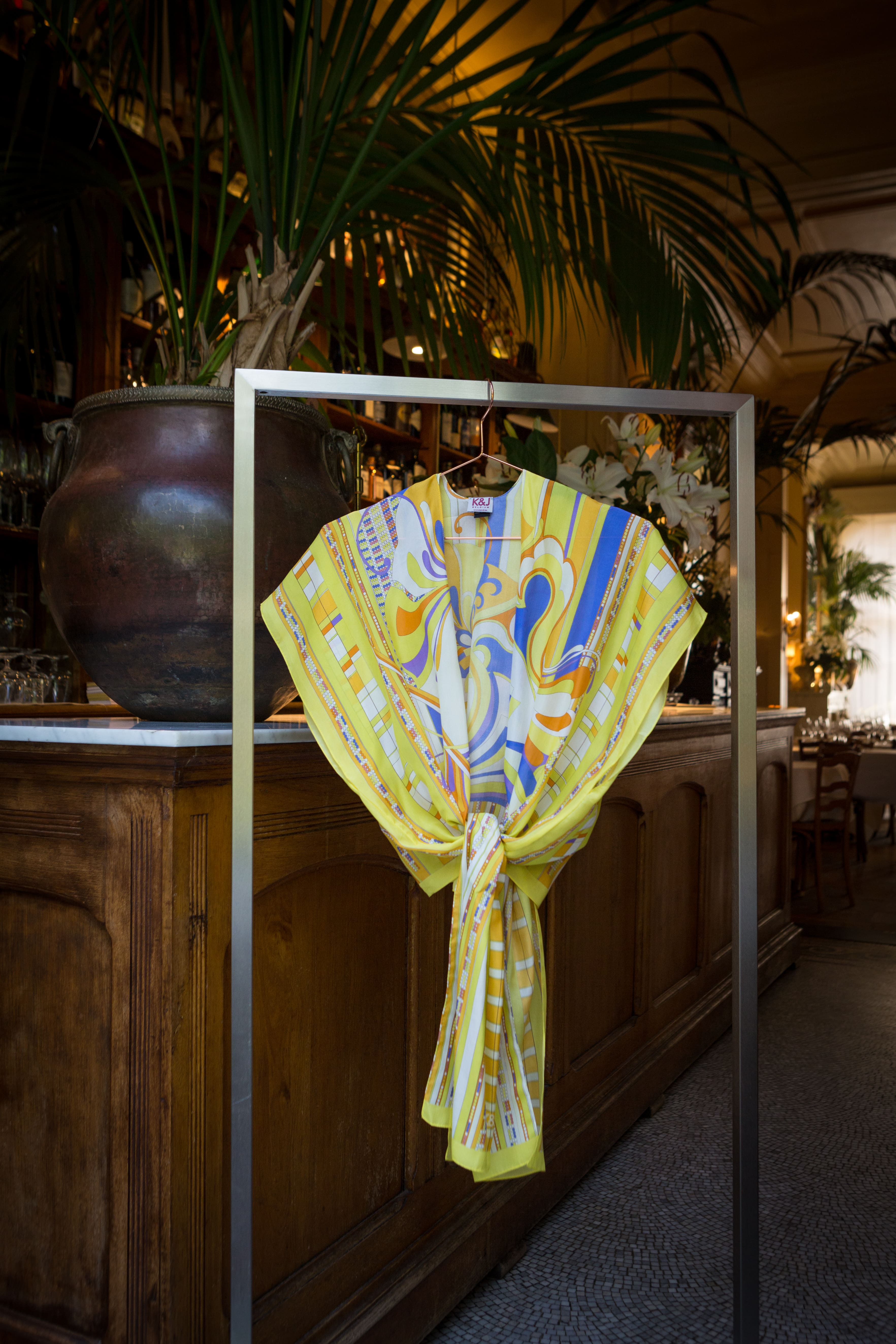 ART silk kimono