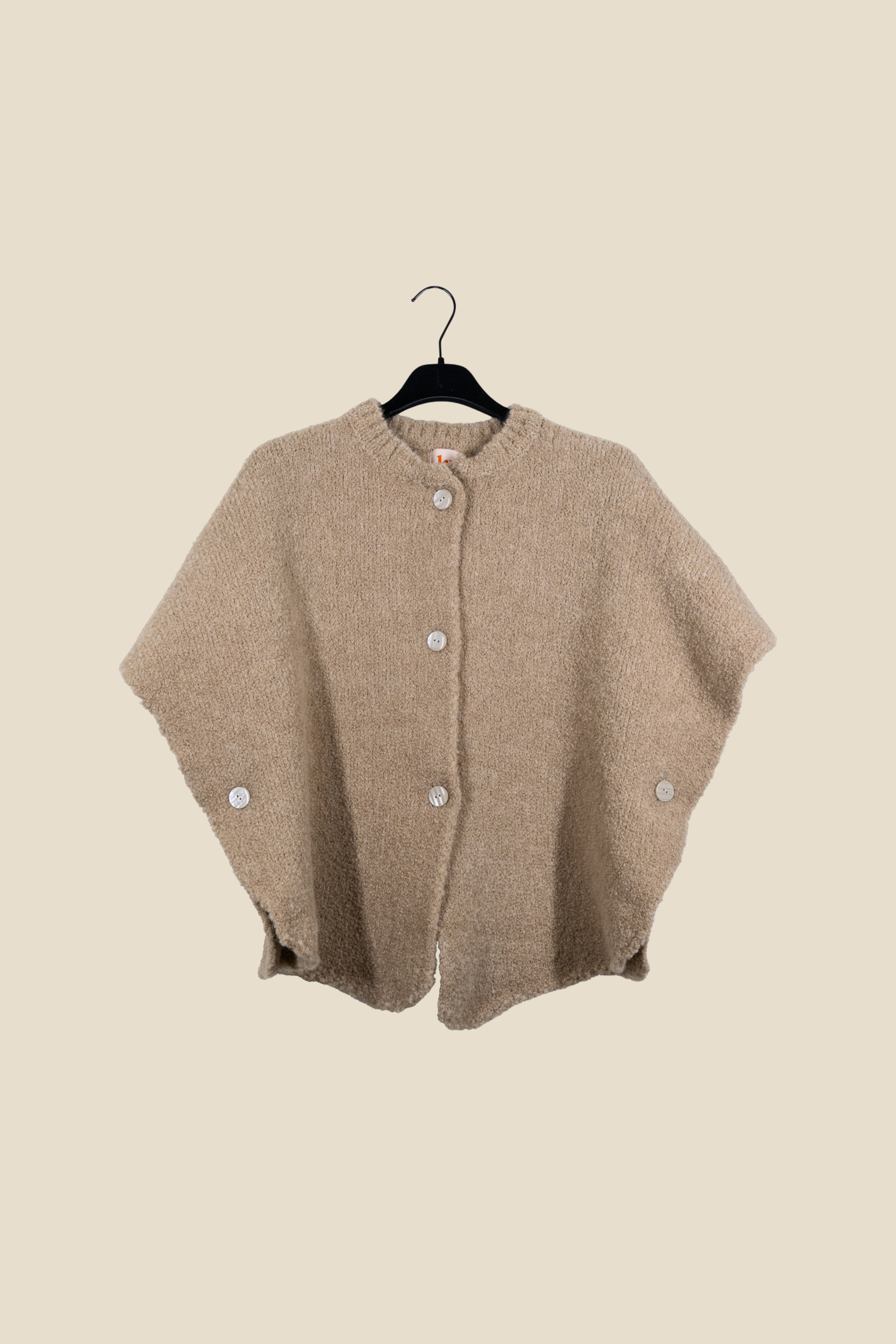 ODELIA knitted cape