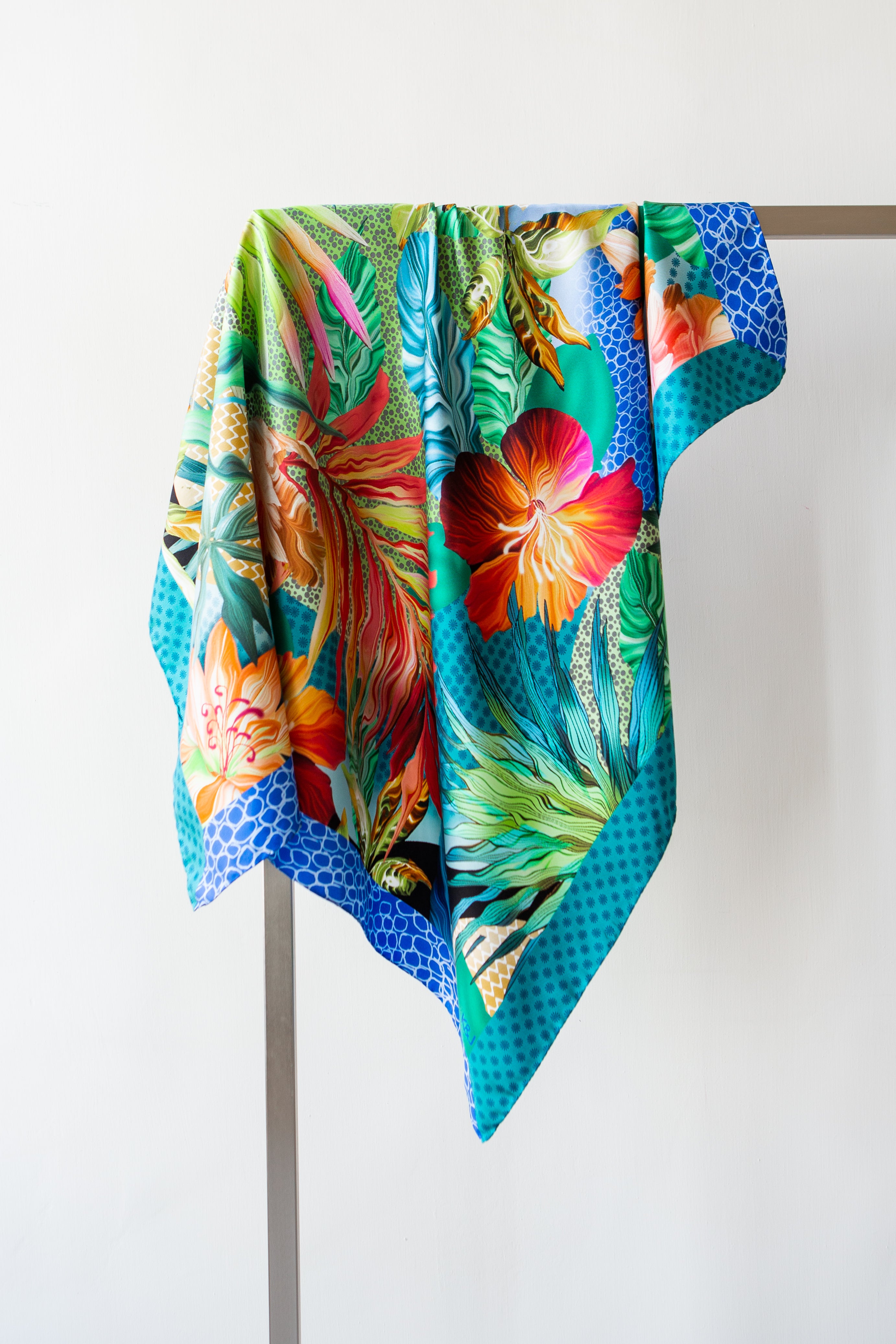 OLIVIA silk scarf