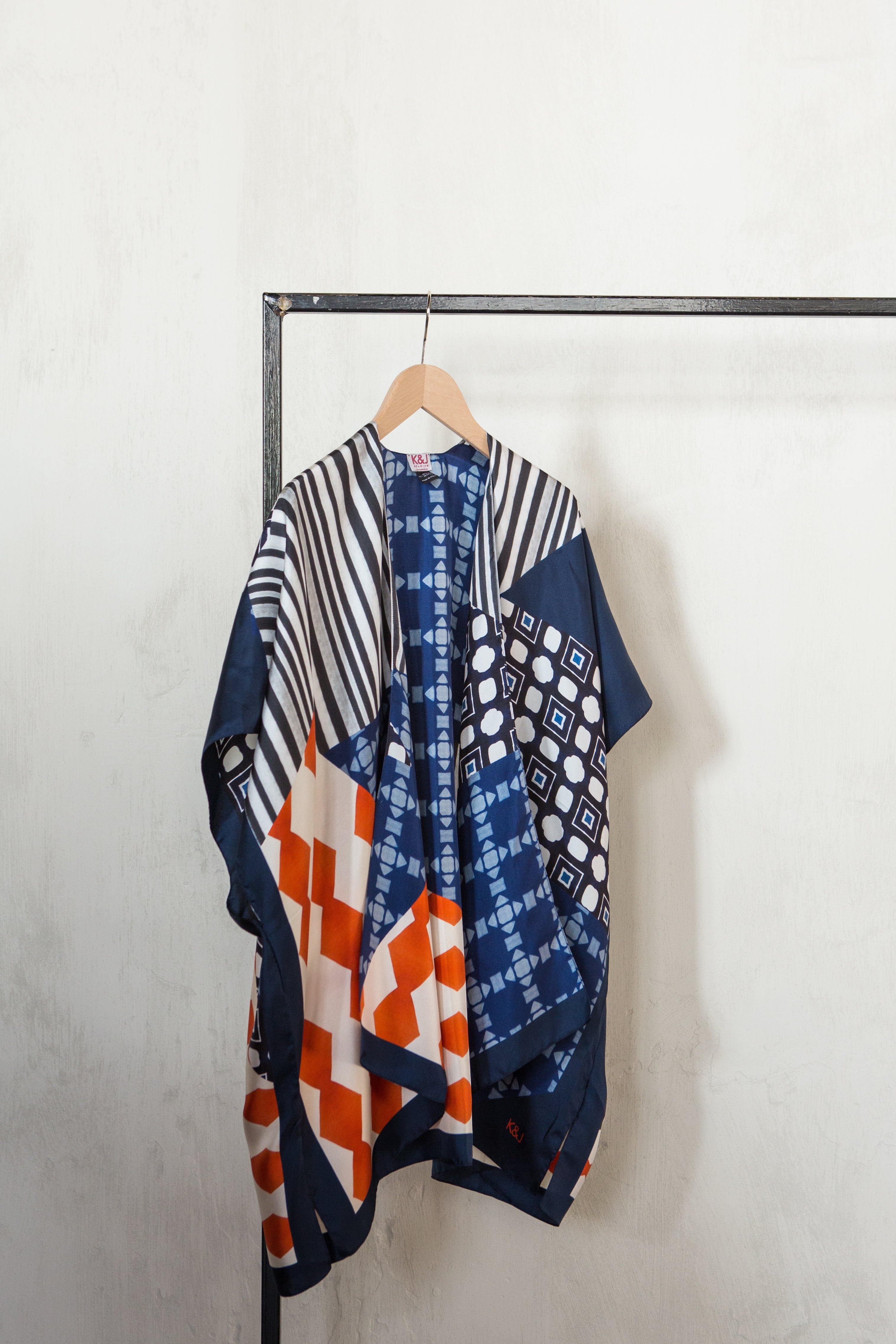 OTYLIA kimono