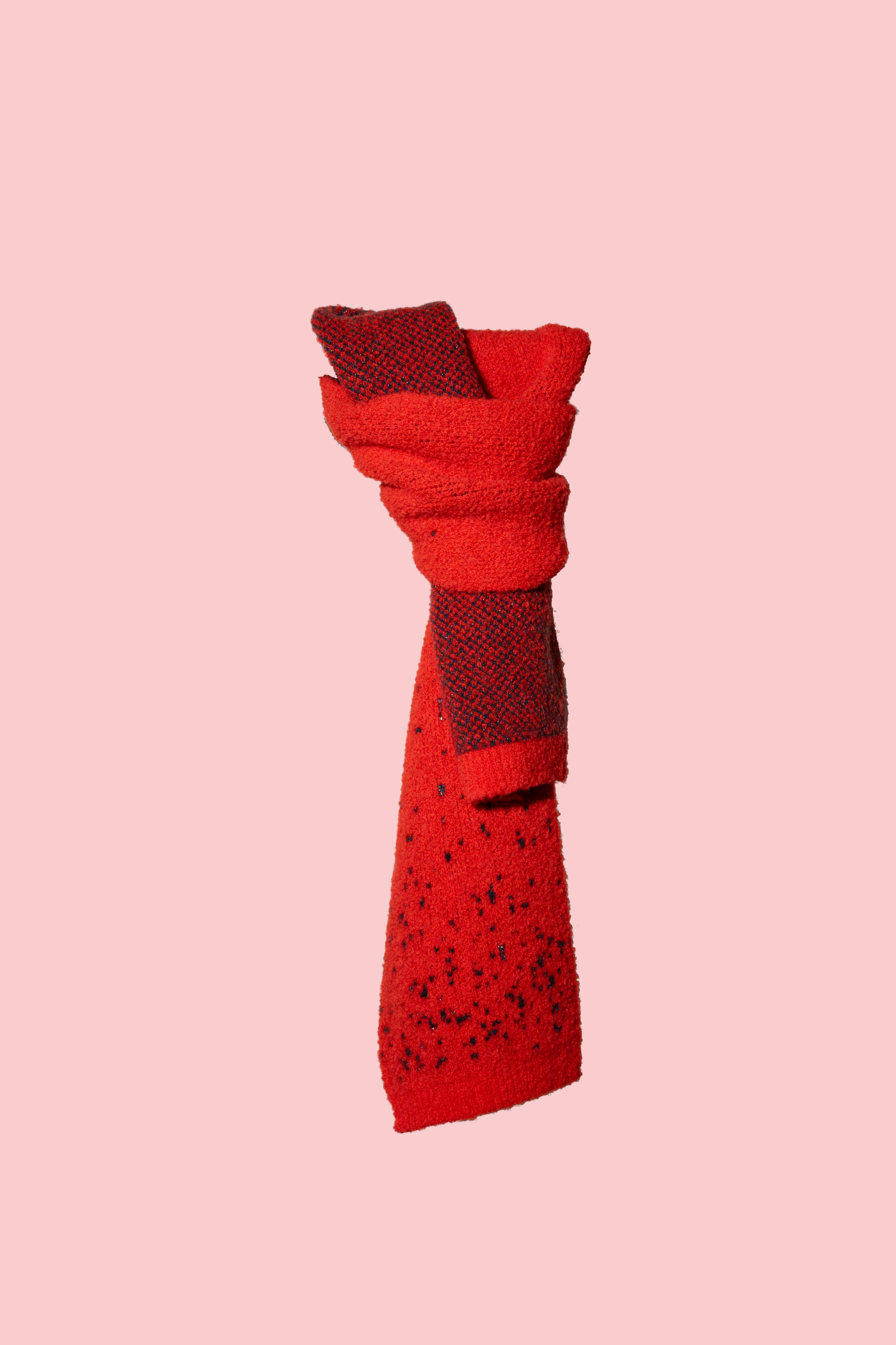 ODE knitted scarf