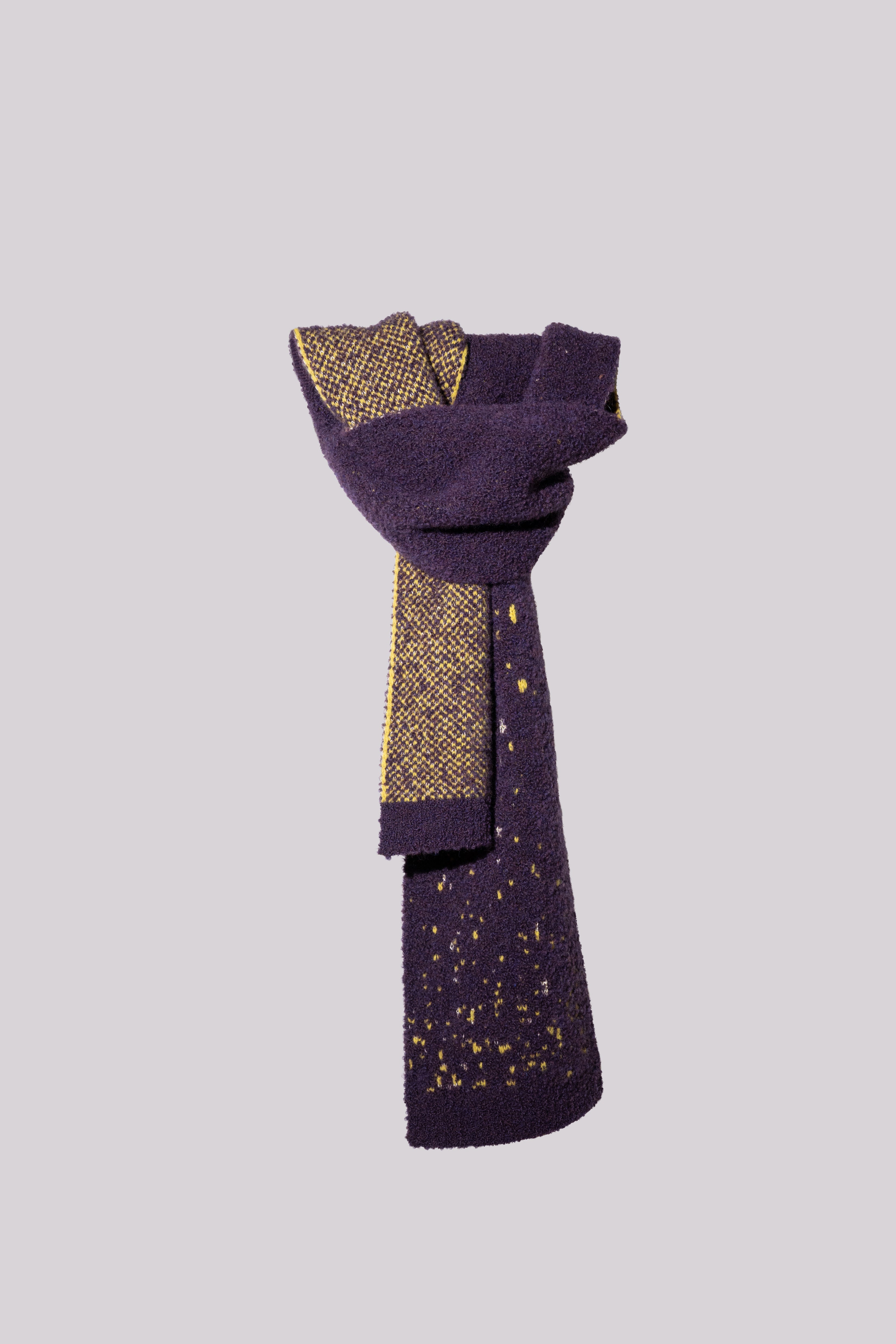 ODE knitted scarf