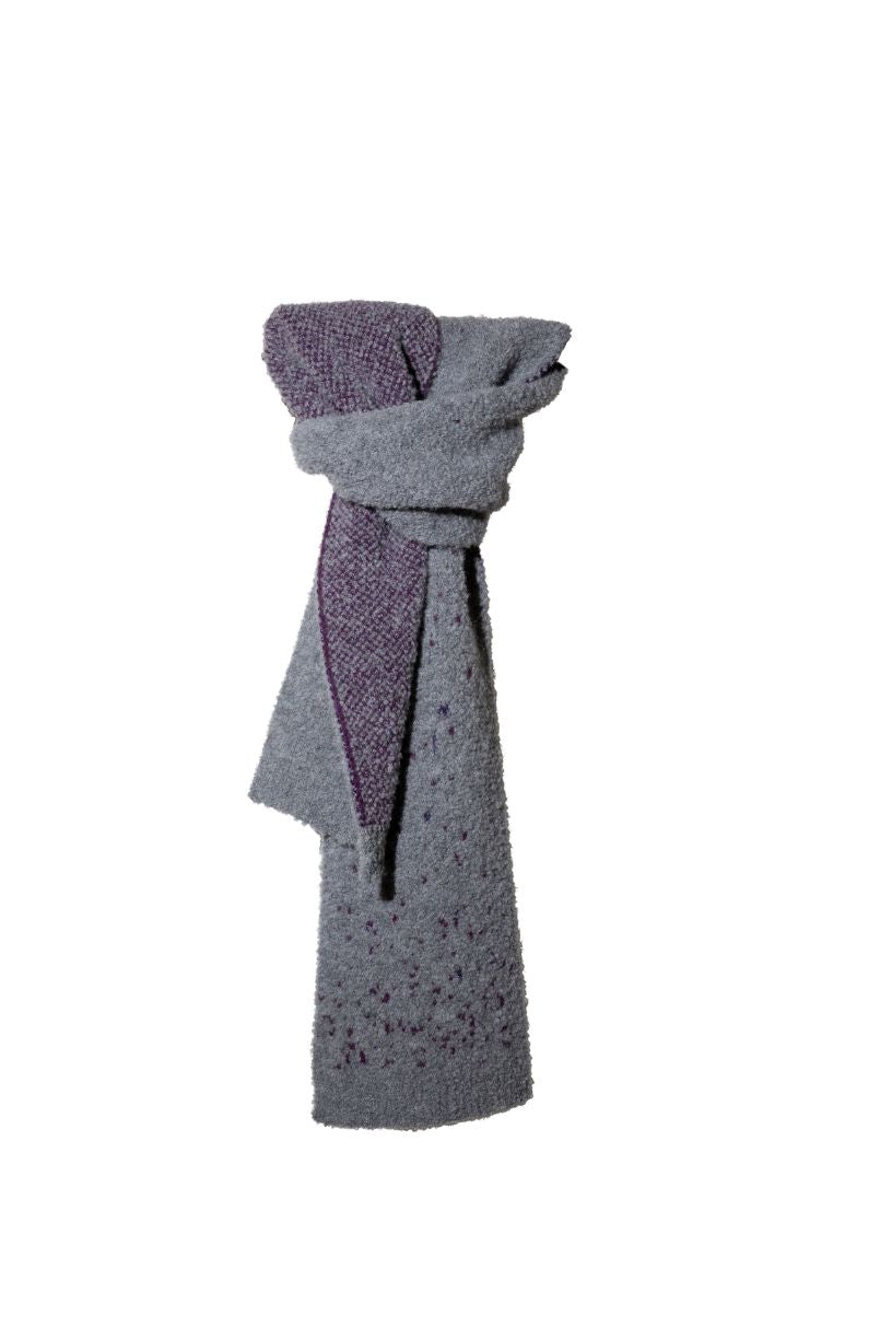 Packshot of our Ode scarf in grey